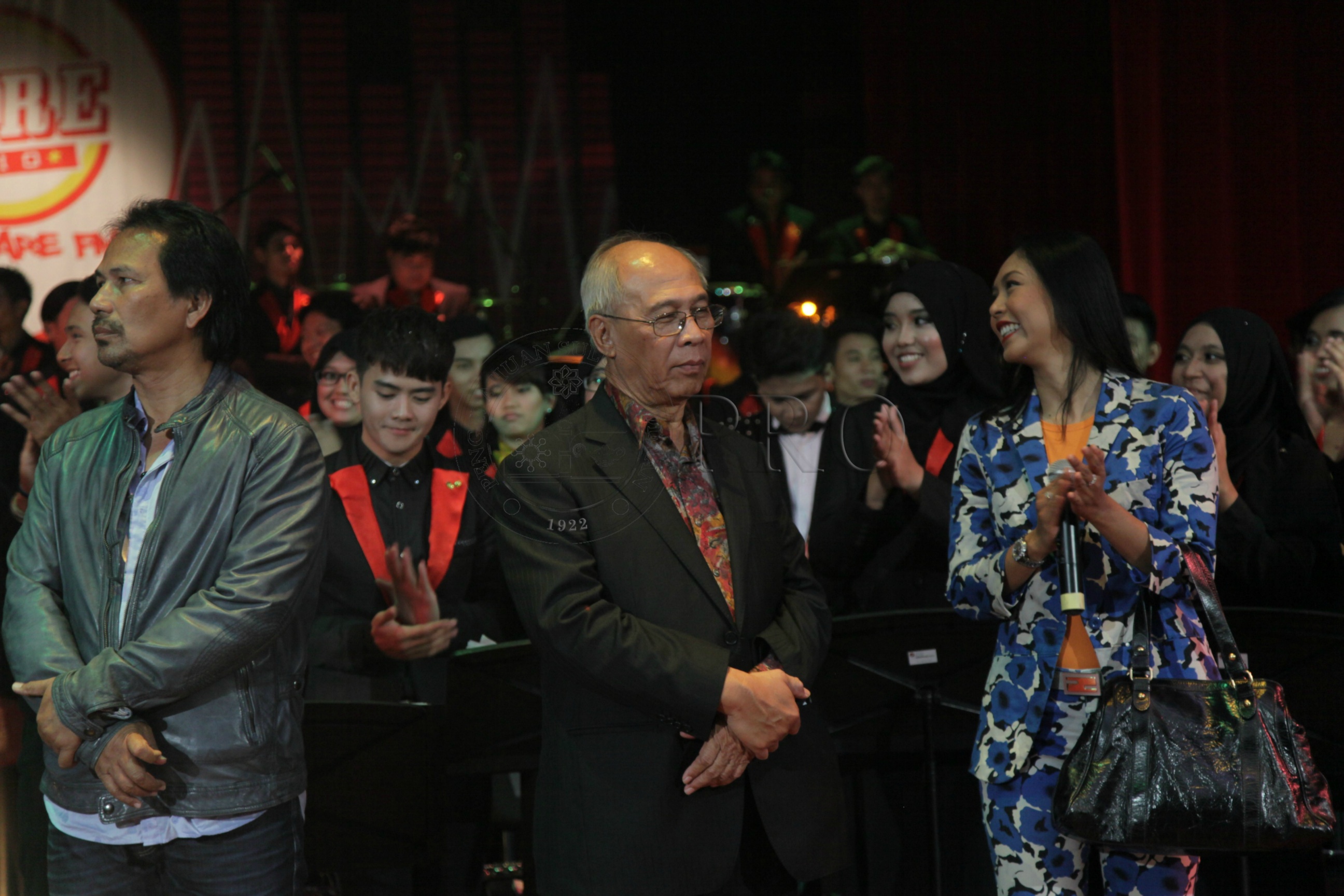 PRO 14 29 RARE IMG 0669